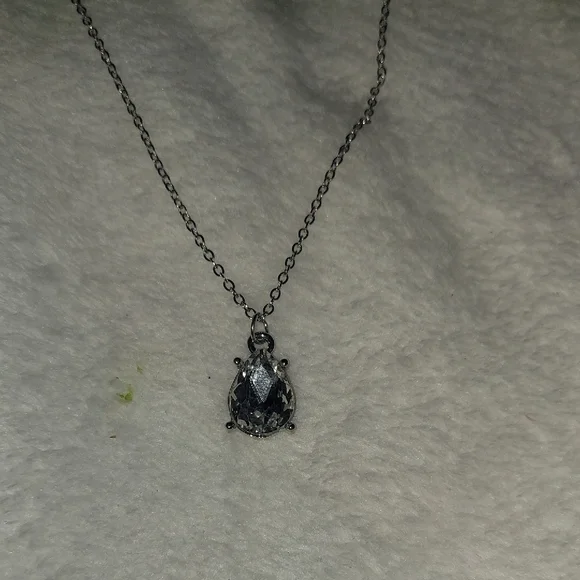 6/$10 Elegant Silver Teardrop Pendant Necklace - Picture 5 of 5